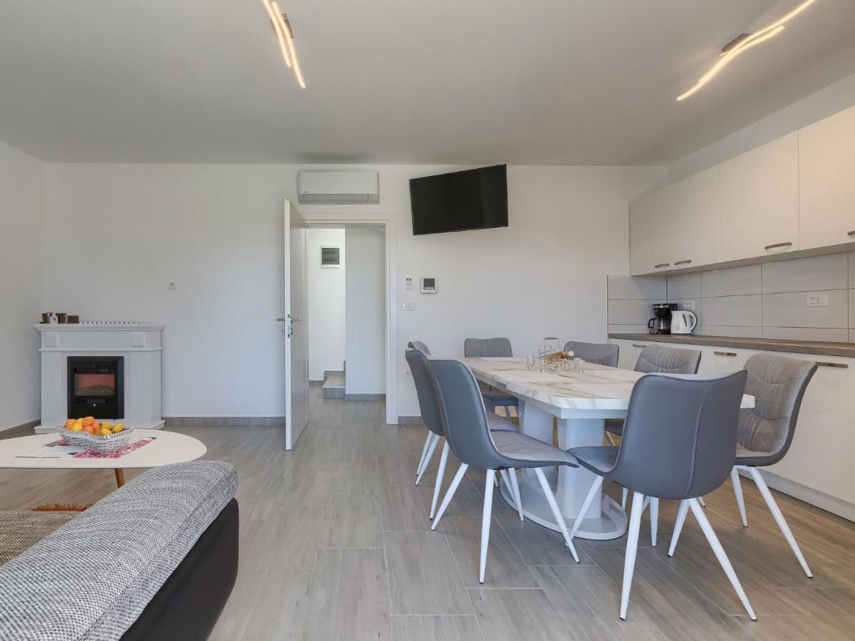 Holiday Home Villa Zirdum By Interhome Nova Vas  Εξωτερικό φωτογραφία