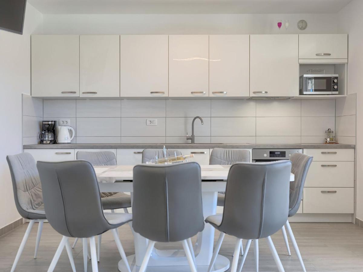 Holiday Home Villa Zirdum By Interhome Nova Vas  Εξωτερικό φωτογραφία