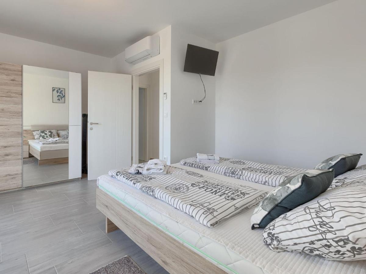 Holiday Home Villa Zirdum By Interhome Nova Vas  Εξωτερικό φωτογραφία